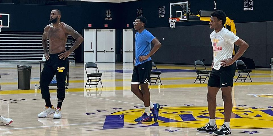 LeBron monitoring future picks, hopes to play with sons Bronny, Bryce